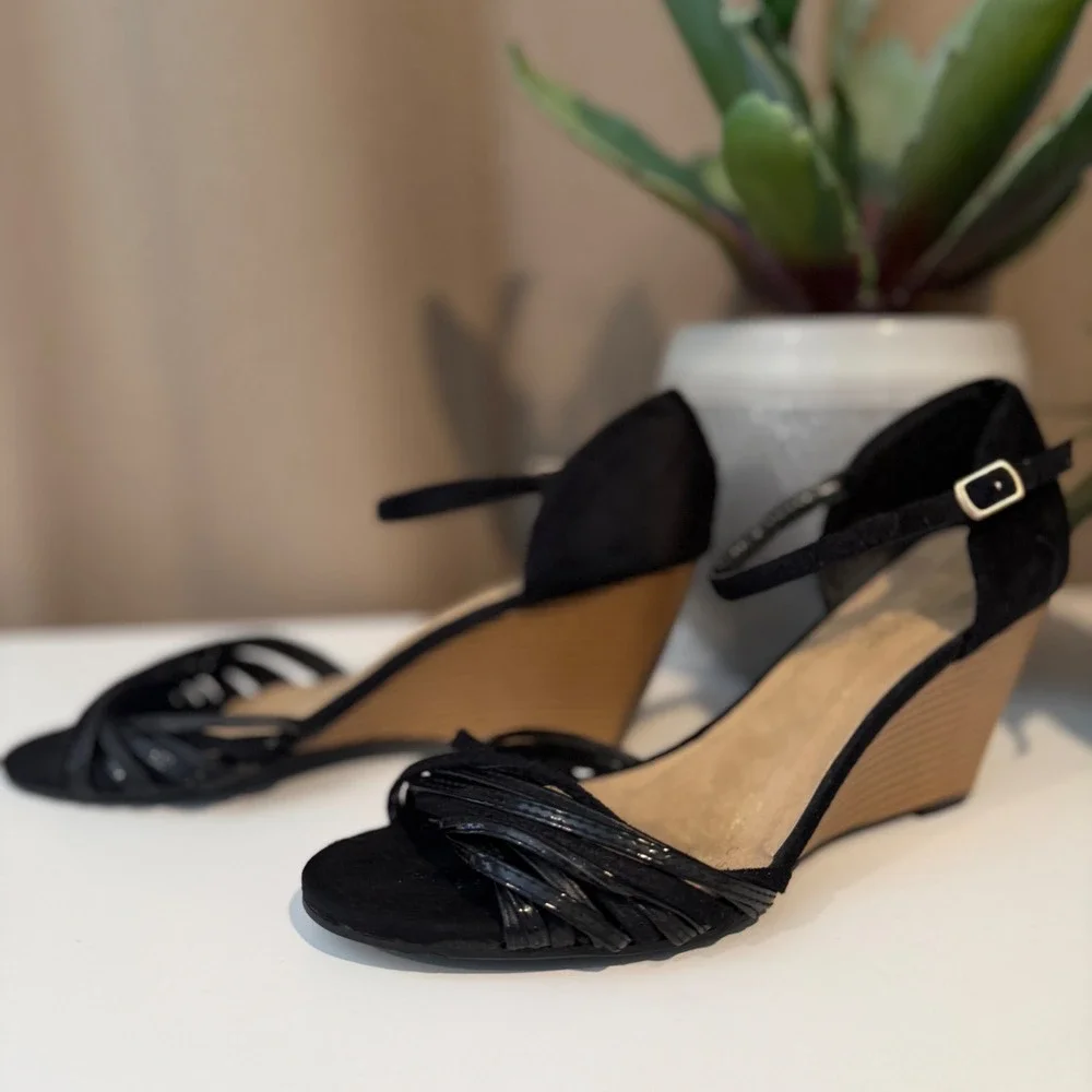 Garage tiara black